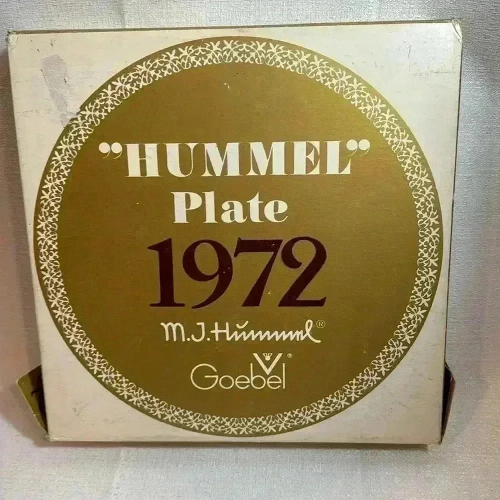 MJ Hummel 1972 Plate‎ in box Vintage